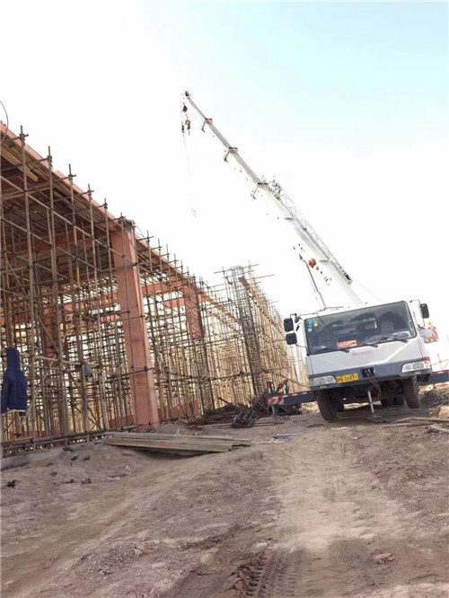 垣曲县25 吨、50 吨吊车怎么选？多大重量 / 半径适合对应车型？